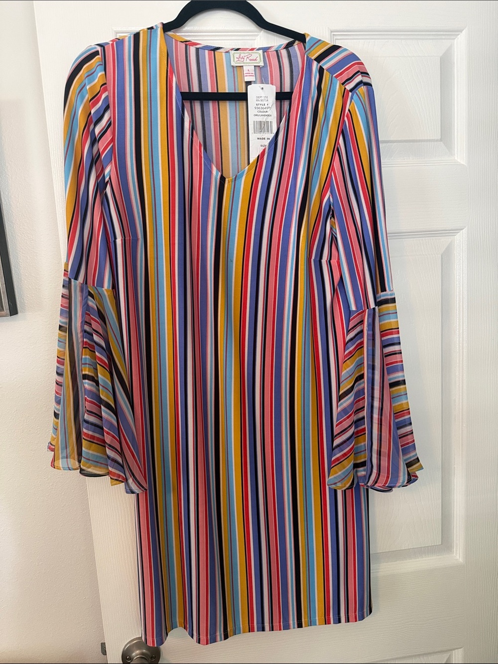 Lily Road Multicolor Vertical Stripe V-Neck Top